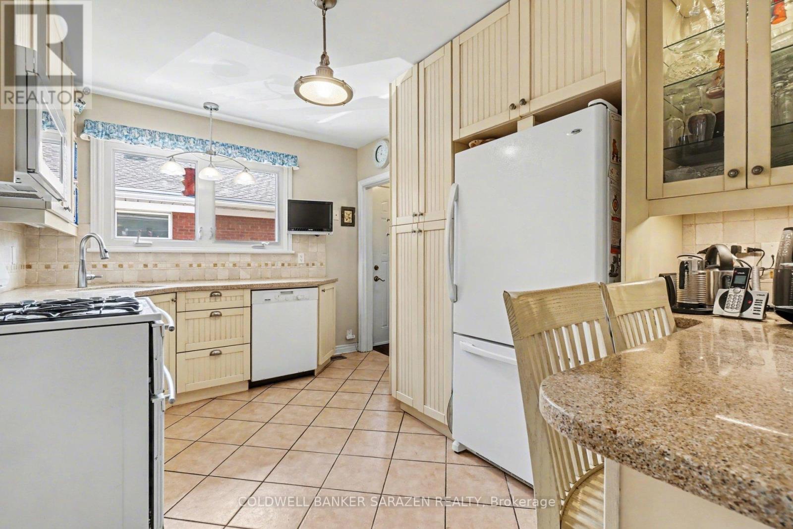 1306 Hanbury Street, Ottawa, Ontario  K2C 2M2 - Photo 5 - X12983792