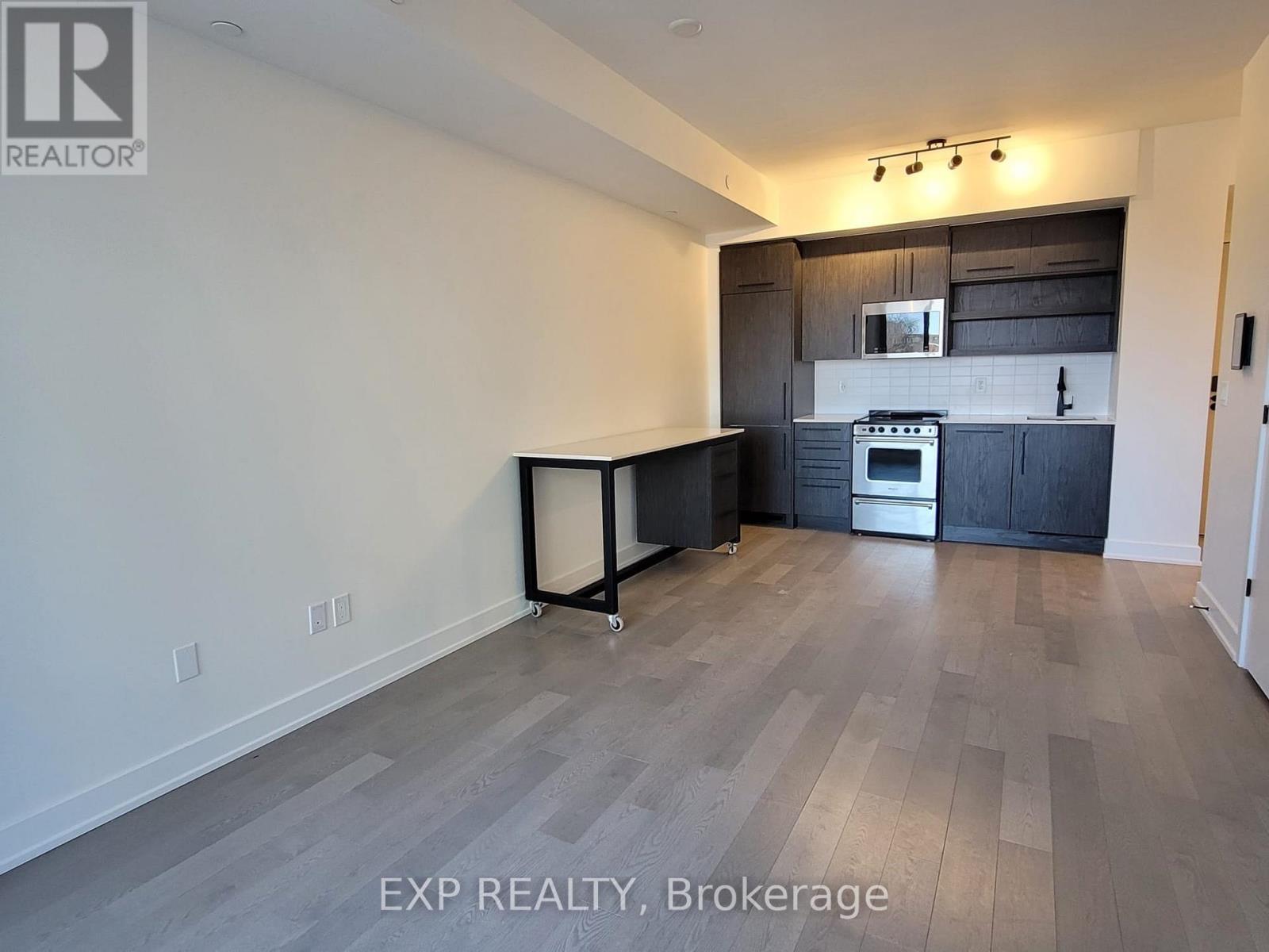 407 - 560 Rideau Street, Ottawa, Ontario K1N 0G3 - Photo 3 - X12983800
