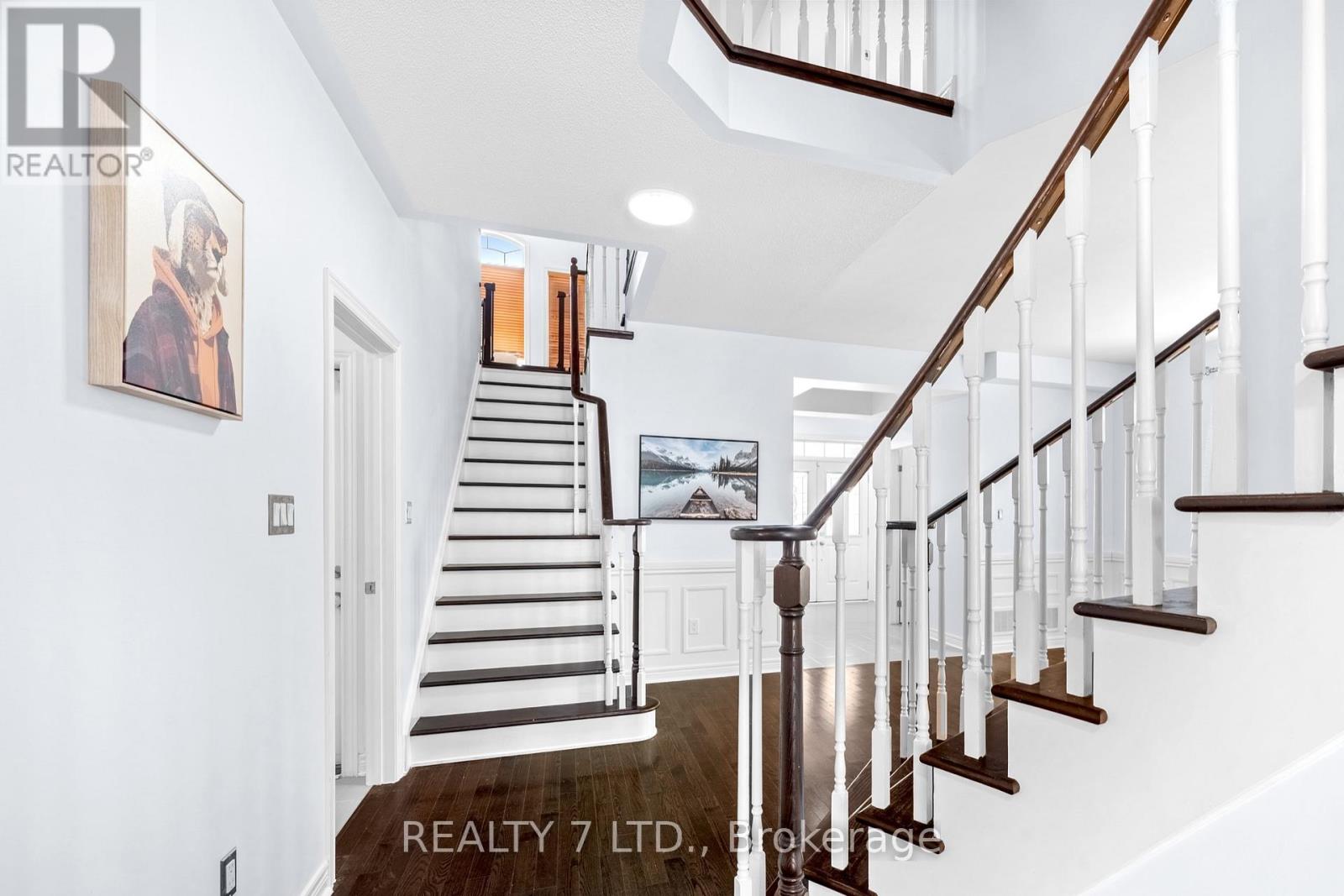 67 Jewelwing Court, Bradford West Gwillimbury (Bradford), Ontario  L3Z 0N7 - Photo 16 - N12983760