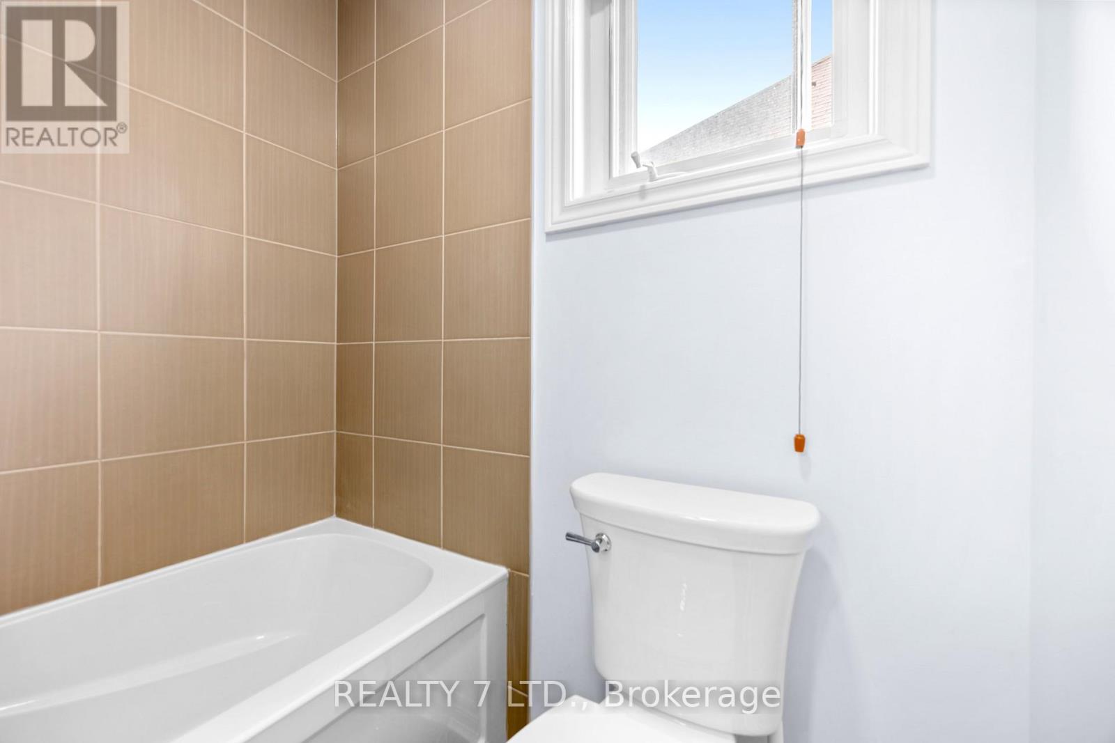 67 Jewelwing Court, Bradford West Gwillimbury (Bradford), Ontario  L3Z 0N7 - Photo 26 - N12983760