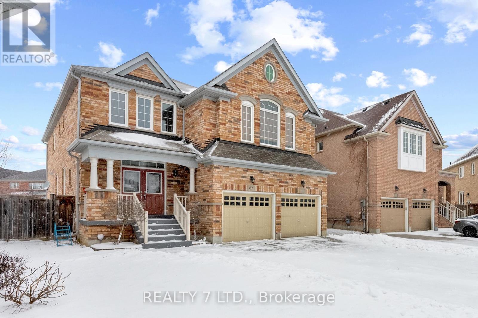 67 Jewelwing Court, Bradford West Gwillimbury (Bradford), Ontario  L3Z 0N7 - Photo 3 - N12983760