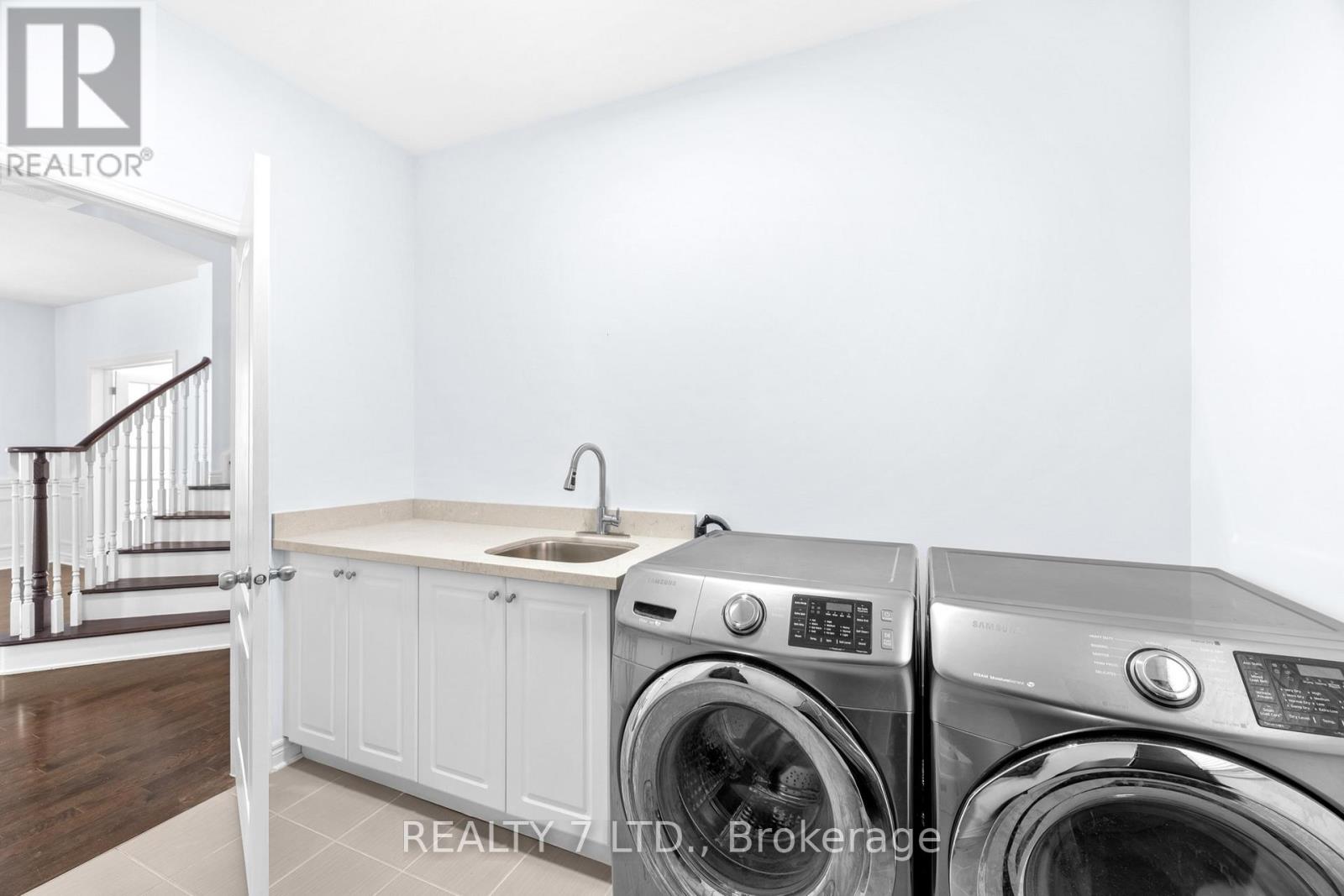 67 Jewelwing Court, Bradford West Gwillimbury (Bradford), Ontario  L3Z 0N7 - Photo 30 - N12983760