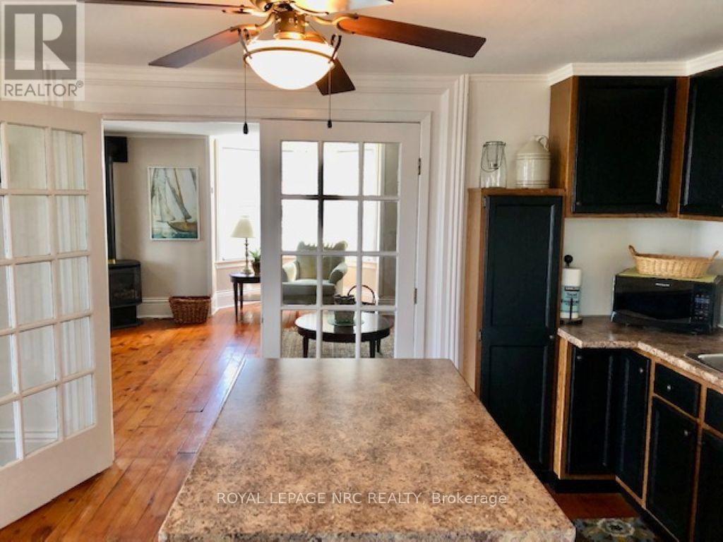 62 West Street, Port Colborne, Ontario  L3K 4C8 - Photo 4 - X12983494