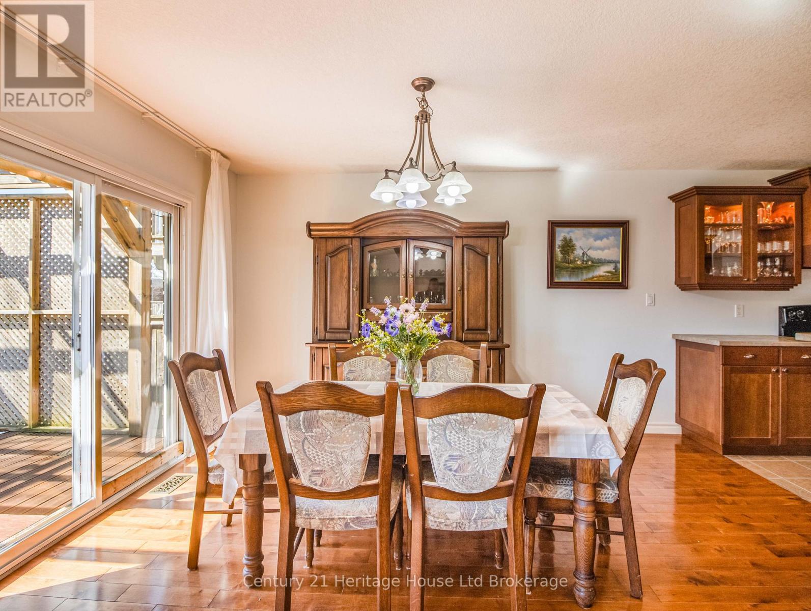 169 First Street W, Woolwich, Ontario  N3B 1H1 - Photo 10 - X12983610