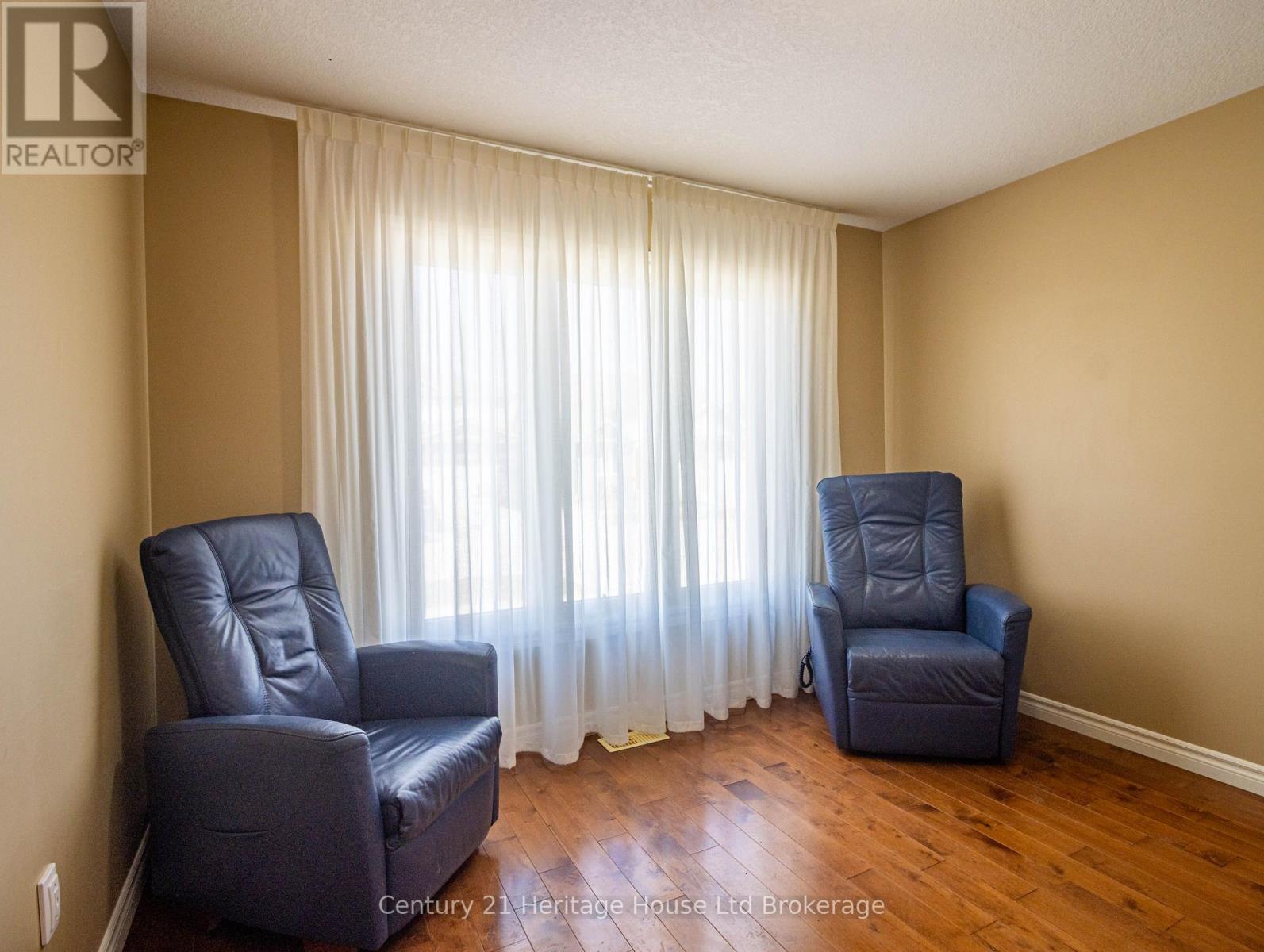 169 First Street W, Woolwich, Ontario  N3B 1H1 - Photo 22 - X12983610