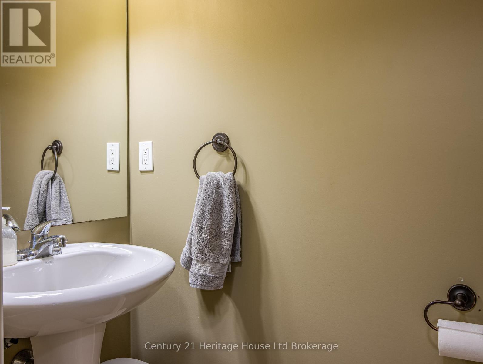 169 First Street W, Woolwich, Ontario  N3B 1H1 - Photo 23 - X12983610