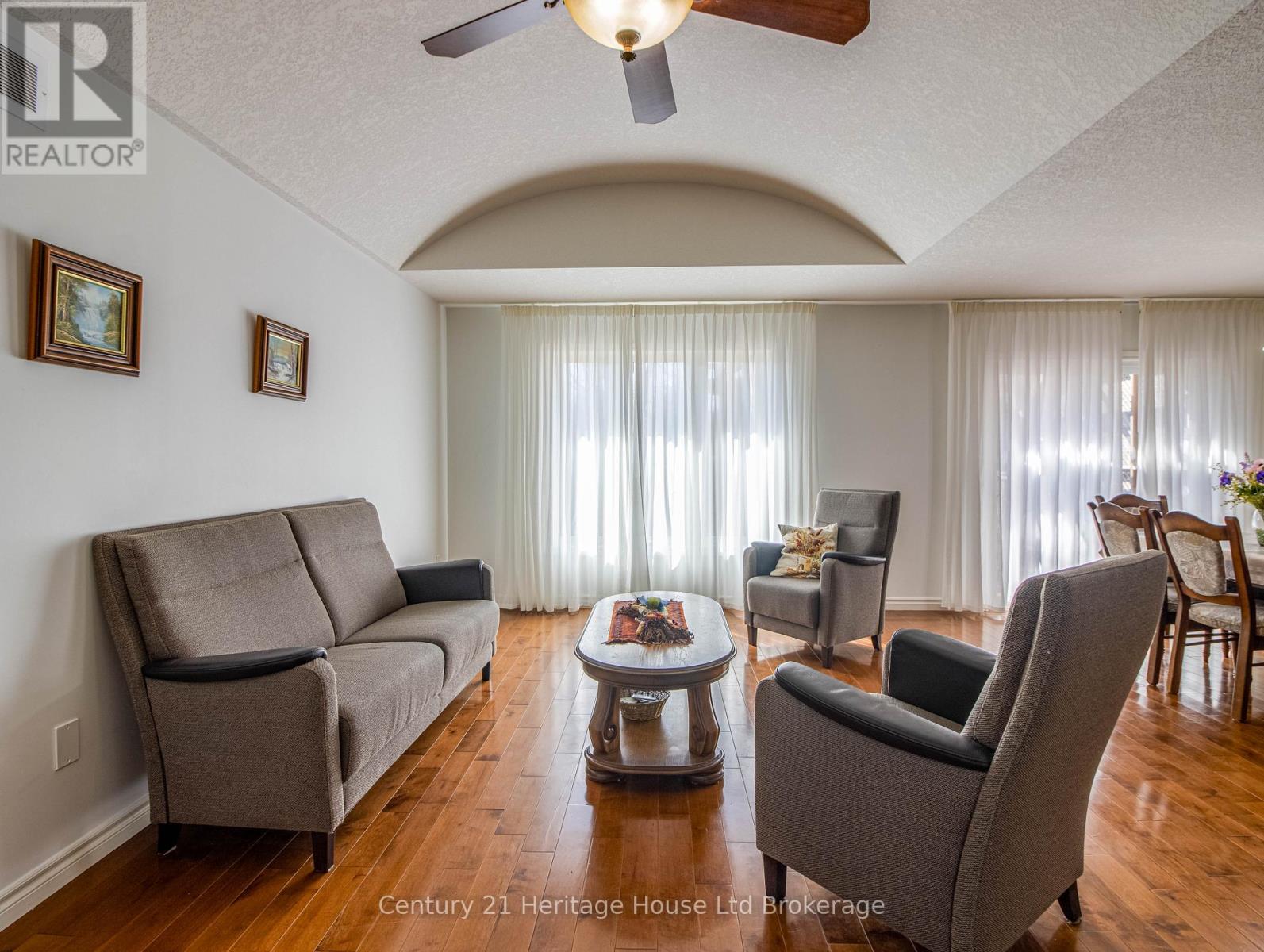 169 First Street W, Woolwich, Ontario  N3B 1H1 - Photo 4 - X12983610