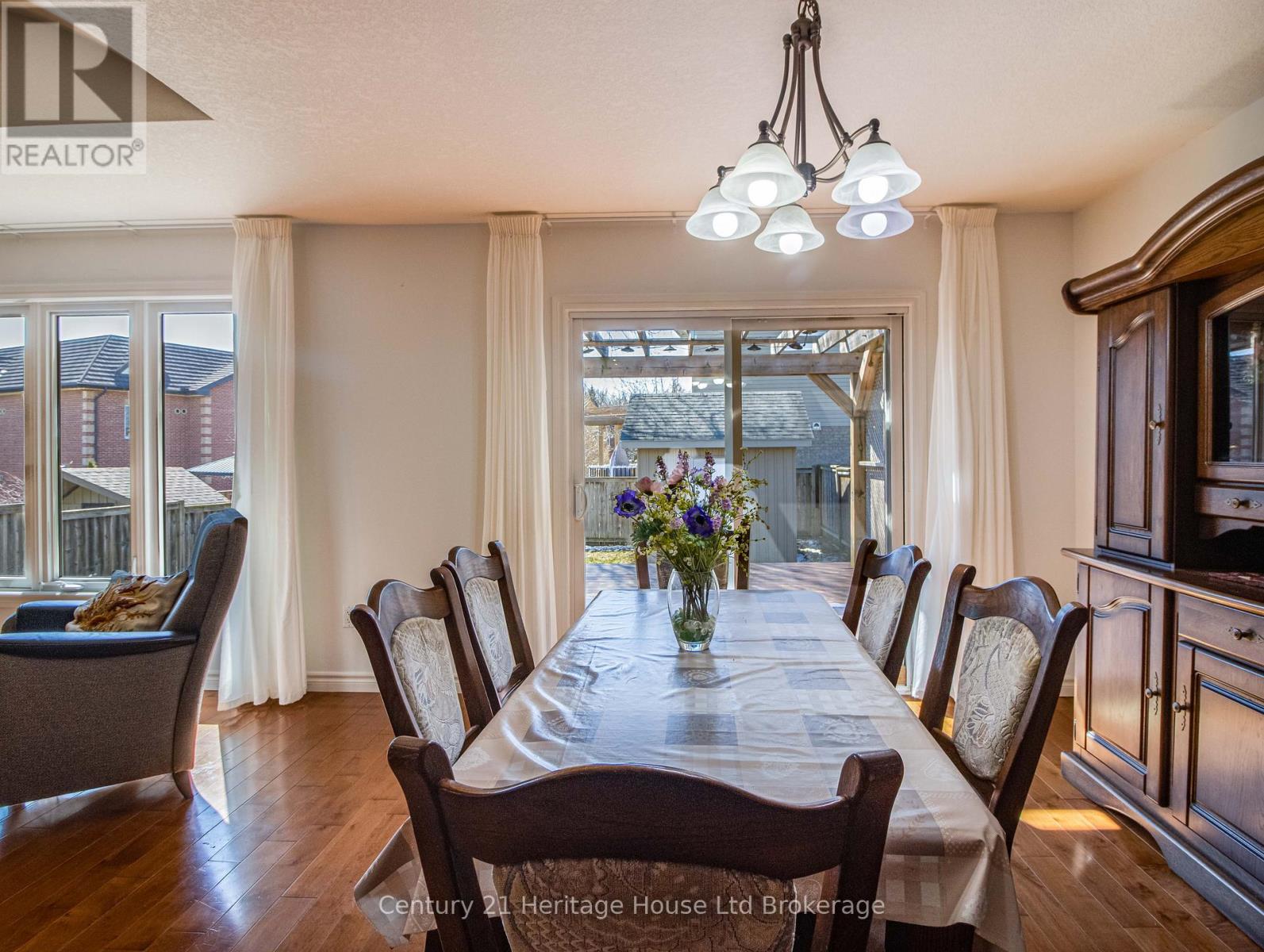 169 First Street W, Woolwich, Ontario  N3B 1H1 - Photo 9 - X12983610