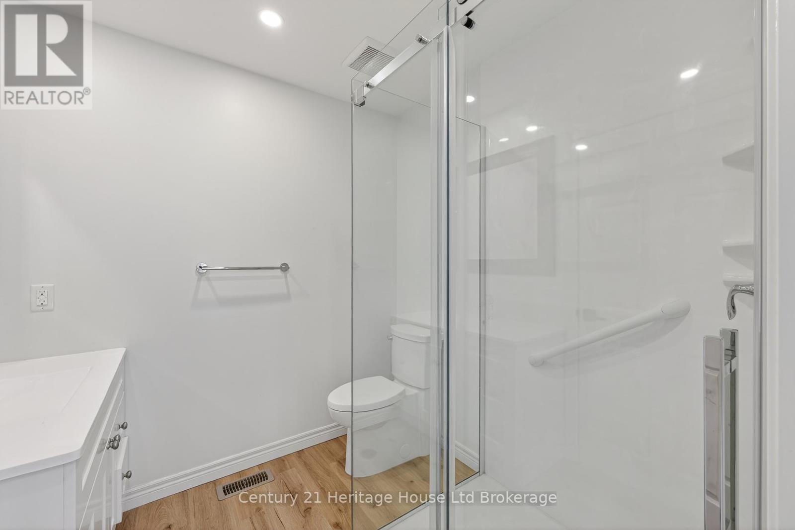 181 Clarke Road E, Ingersoll, Ontario  N5C 3T7 - Photo 16 - X12983806