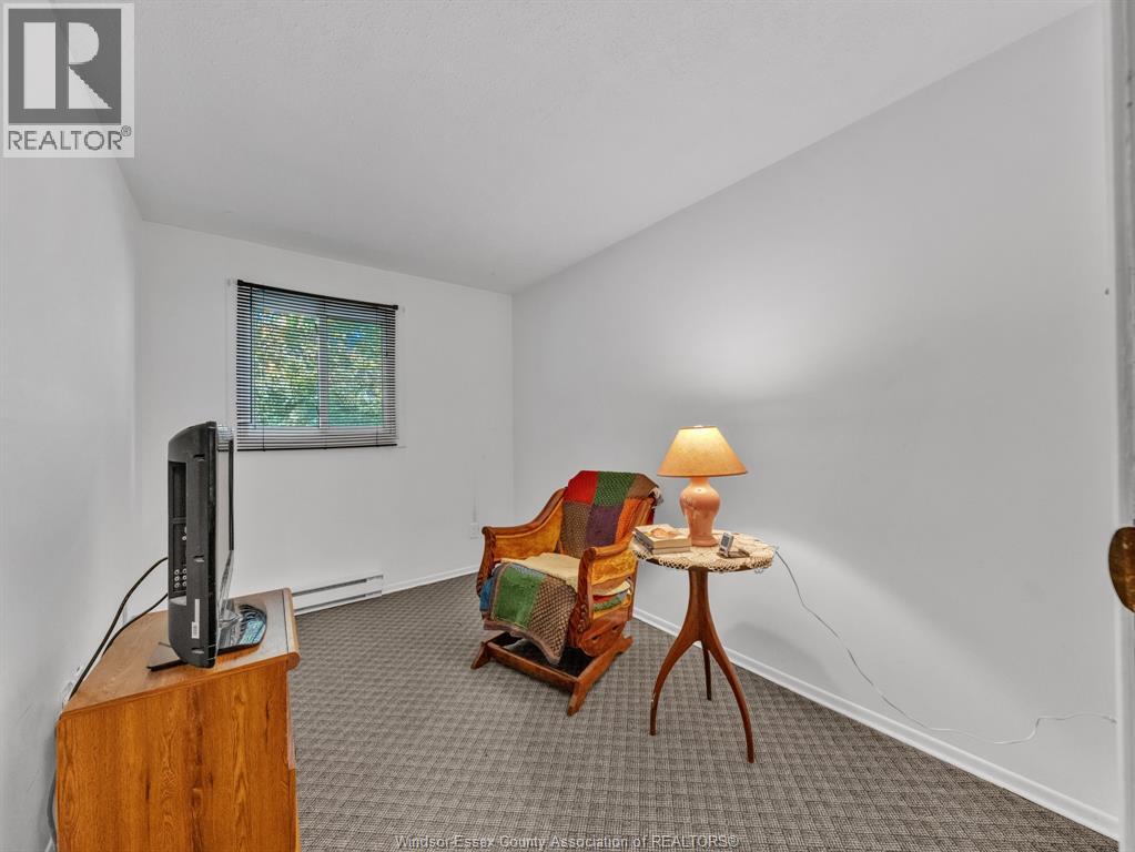 6430 Thornberry, Windsor, Ontario  N8T 2W9 - Photo 20 - 26007785