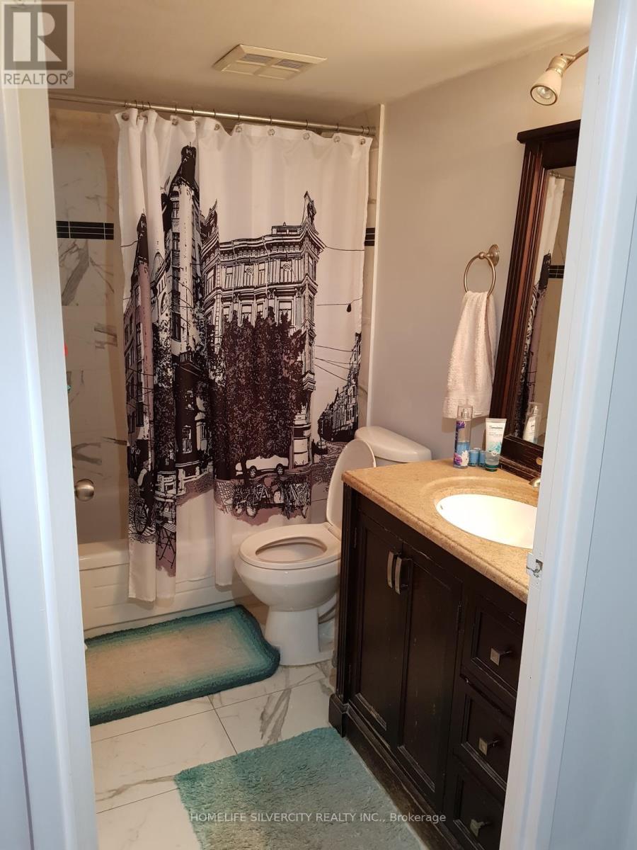 Sph 05 - 3695 Kaneff Crescent, Mississauga, Ontario  L5A 4B6 - Photo 12 - W12982808