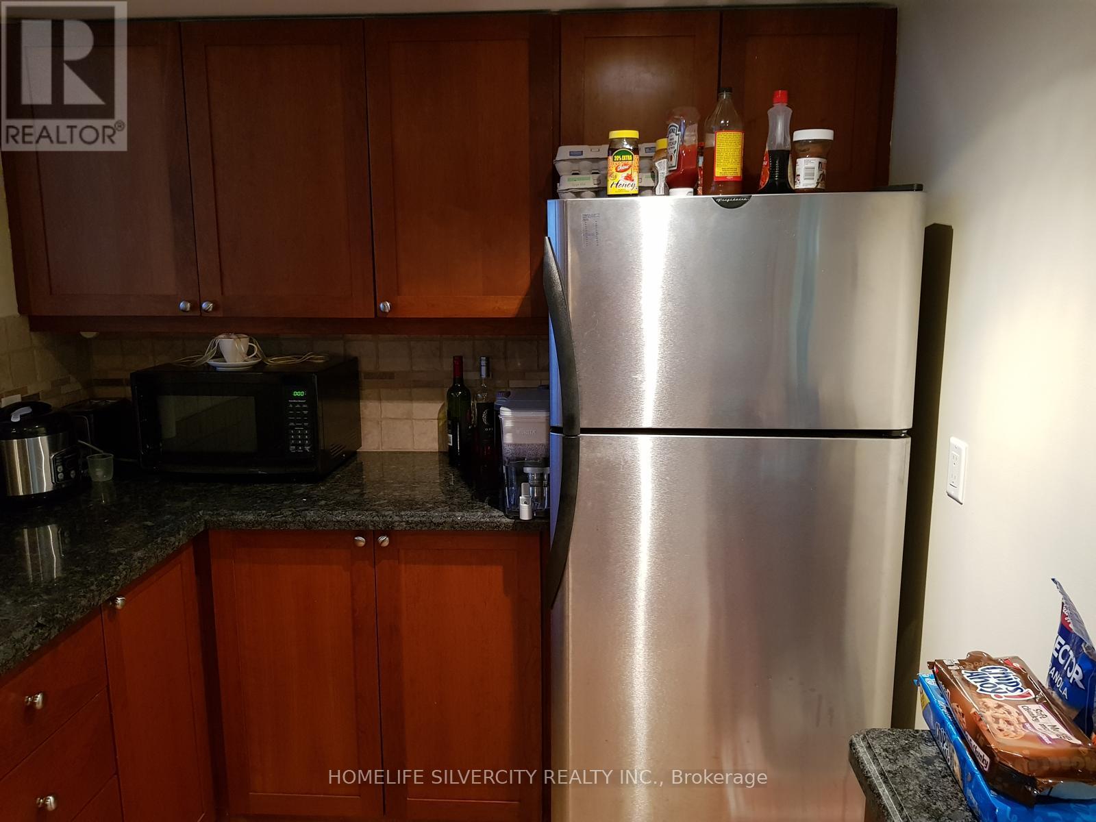 Sph 05 - 3695 Kaneff Crescent, Mississauga, Ontario  L5A 4B6 - Photo 6 - W12982808