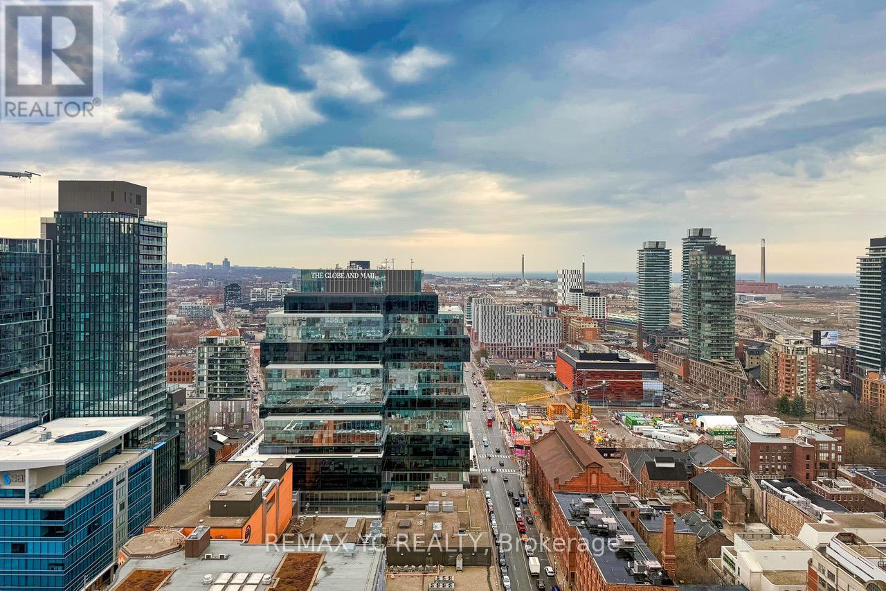 #3205 - 180 Front Street E, Toronto (Moss Park), Ontario  M5A 0A9 - Photo 13 - C12983510