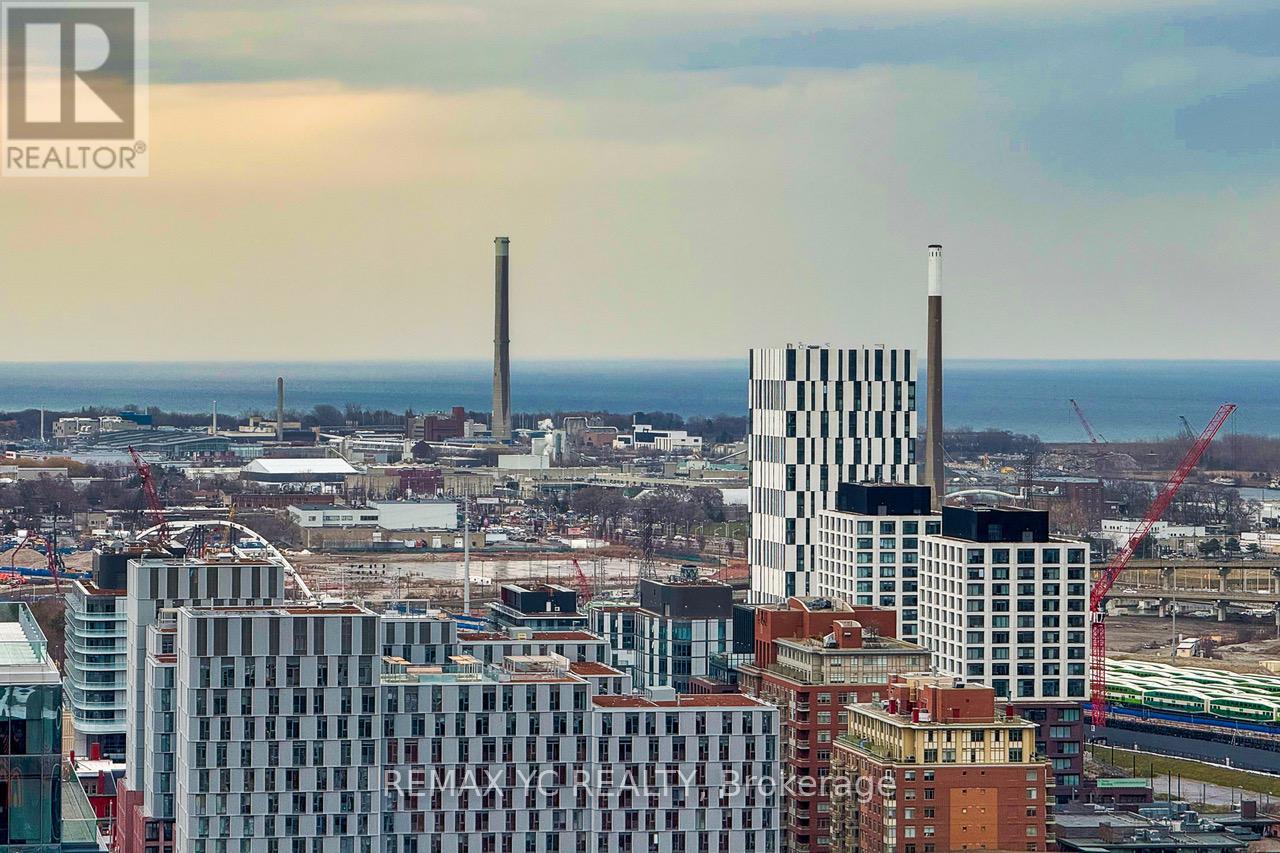 #3205 - 180 Front Street E, Toronto (Moss Park), Ontario  M5A 0A9 - Photo 14 - C12983510