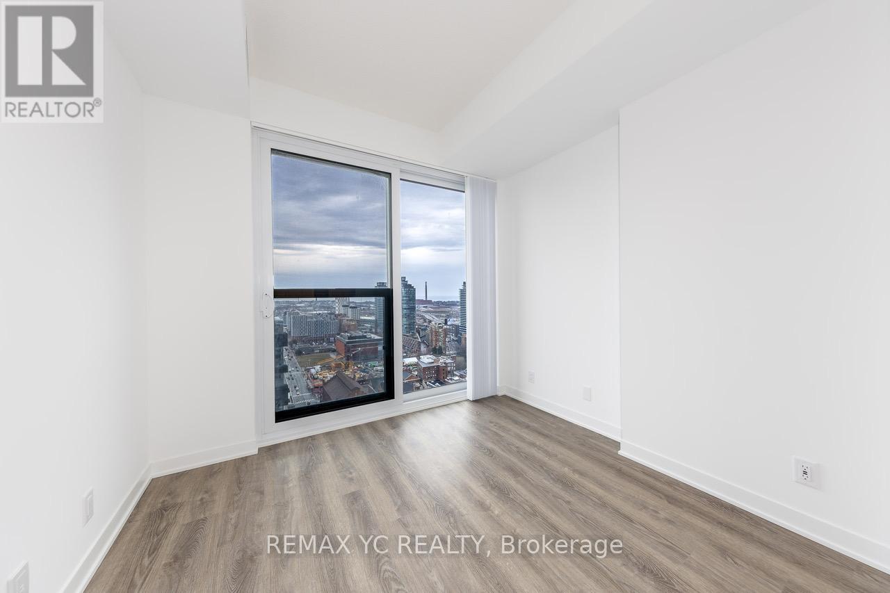 #3205 - 180 Front Street E, Toronto (Moss Park), Ontario  M5A 0A9 - Photo 5 - C12983510