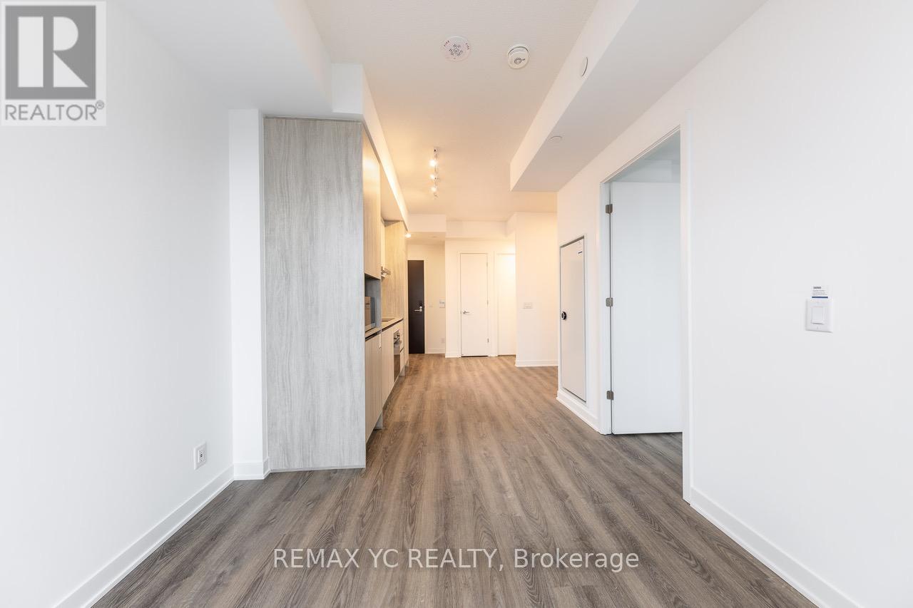 #3205 - 180 Front Street E, Toronto (Moss Park), Ontario  M5A 0A9 - Photo 6 - C12983510