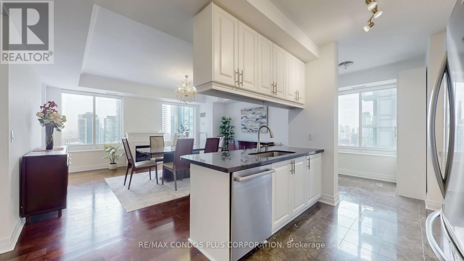 3302 - 35 Balmuto Street, Toronto (Bay Street Corridor), Ontario  M4Y 0A3 - Photo 16 - C12983702