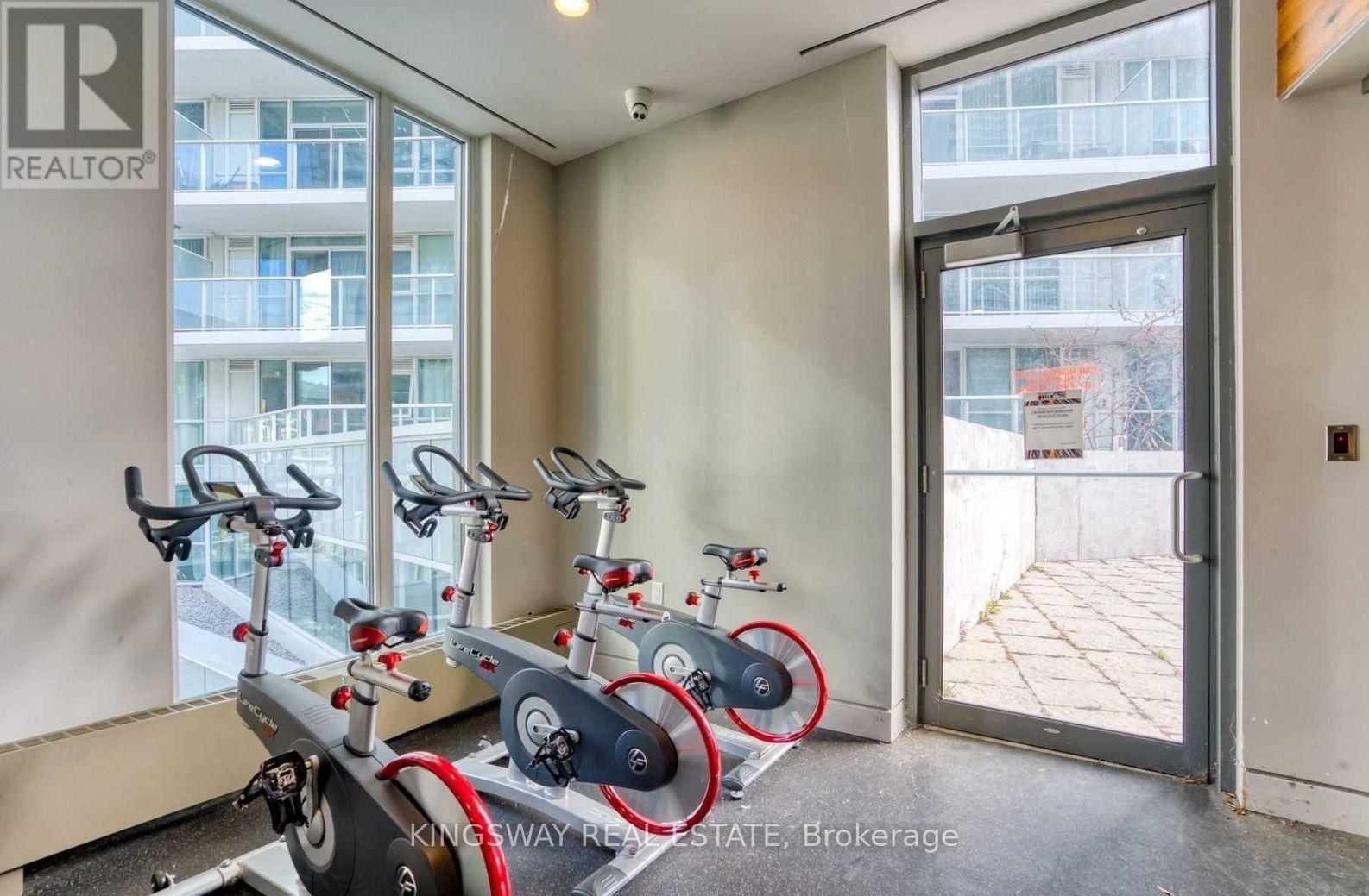 4001 - 75 Queens Wharf Road, Toronto, Ontario  M5V 0J8 - Photo 18 - C12983734