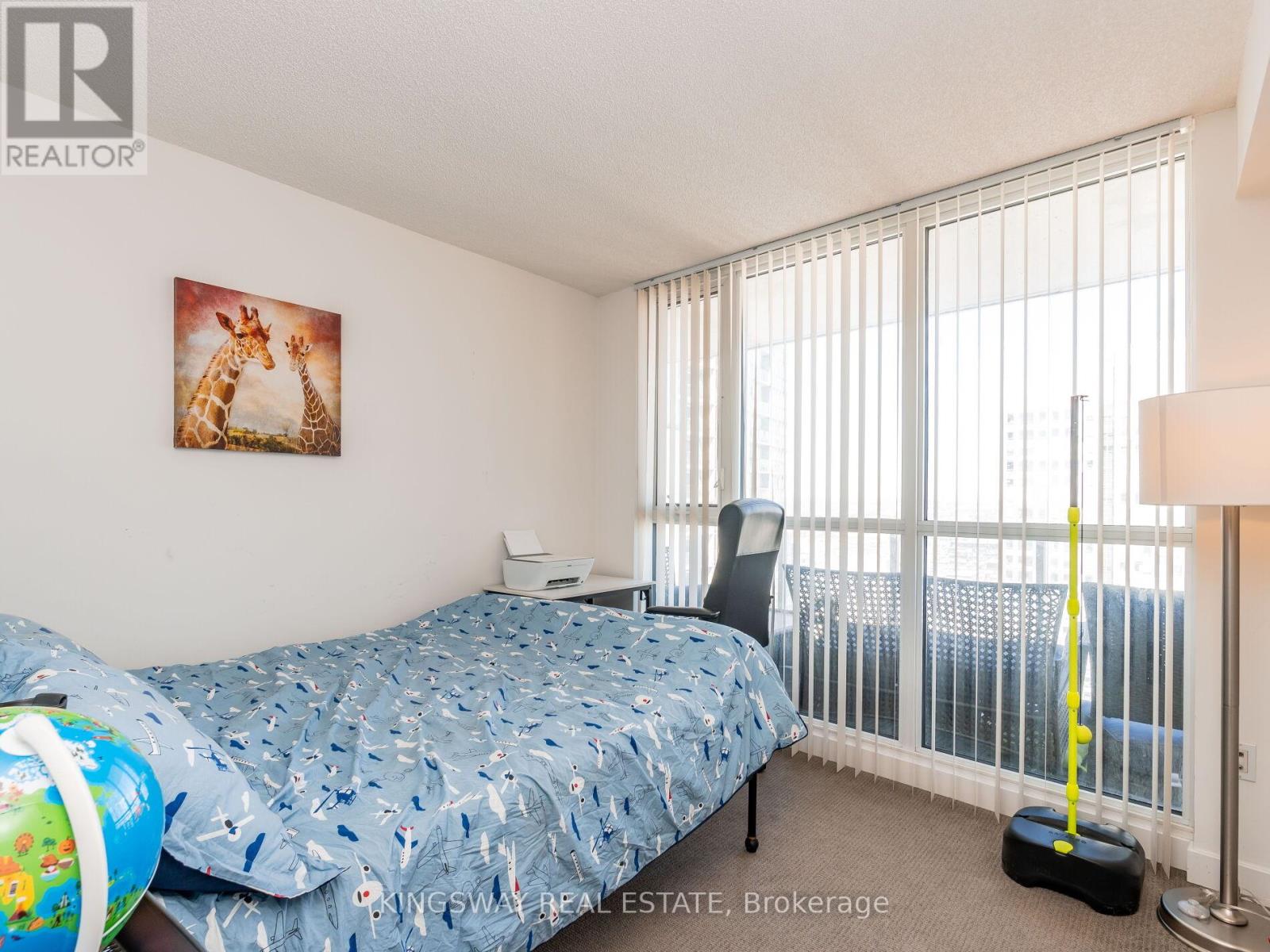 4001 - 75 Queens Wharf Road, Toronto, Ontario  M5V 0J8 - Photo 6 - C12983734