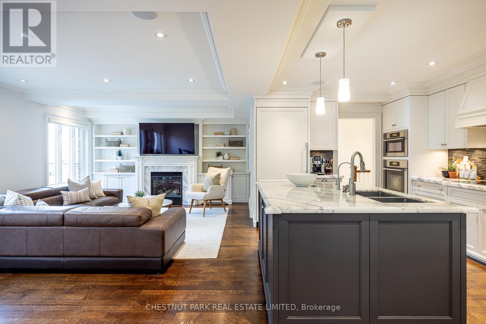 38 Annesley Avenue, Toronto, Ontario  M4G 2T7 - Photo 11 - C12983738