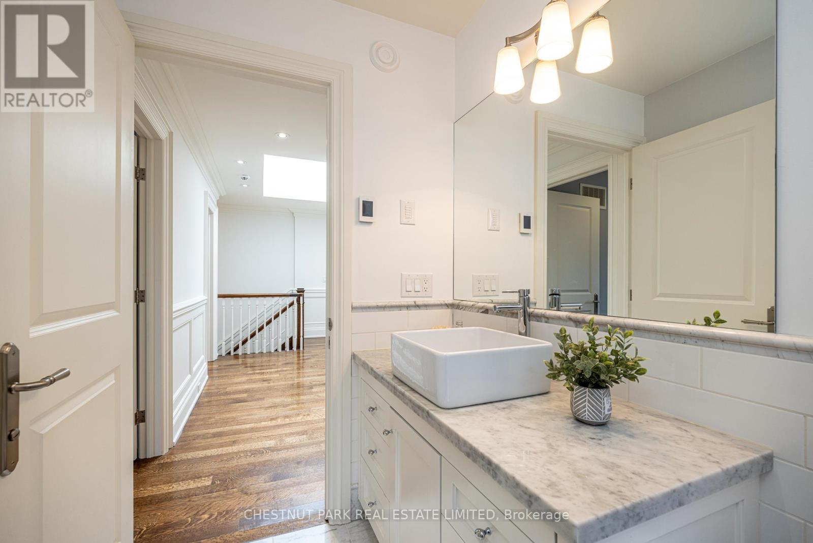 38 Annesley Avenue, Toronto, Ontario  M4G 2T7 - Photo 34 - C12983738