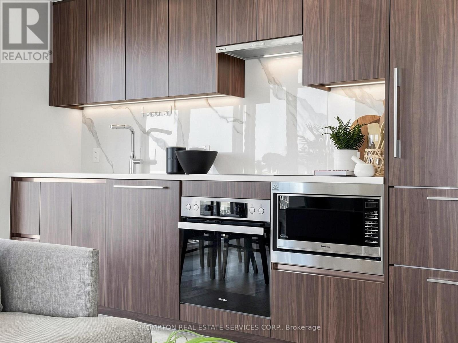 7203 - 3 Concord Cityplace Way, Toronto, Ontario  M5V 0X4 - Photo 25 - C12983766