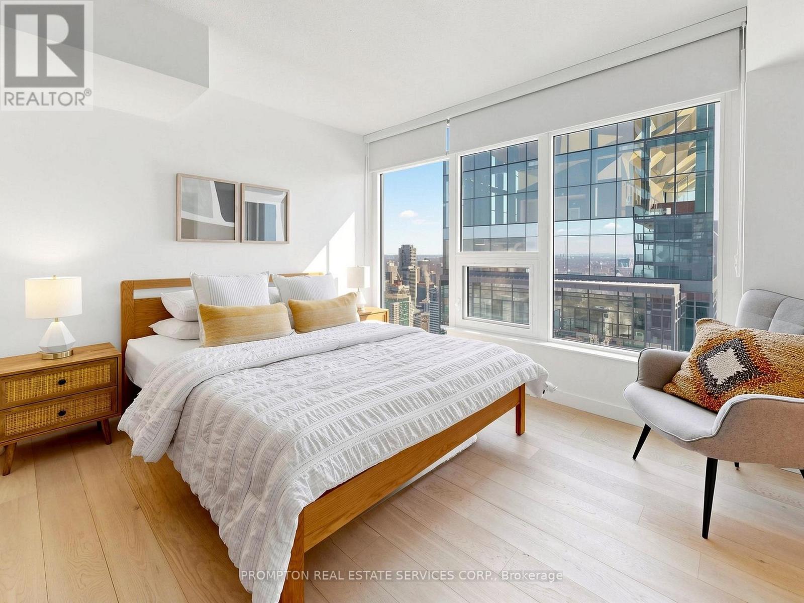 7203 - 3 Concord Cityplace Way, Toronto, Ontario  M5V 0X4 - Photo 27 - C12983766