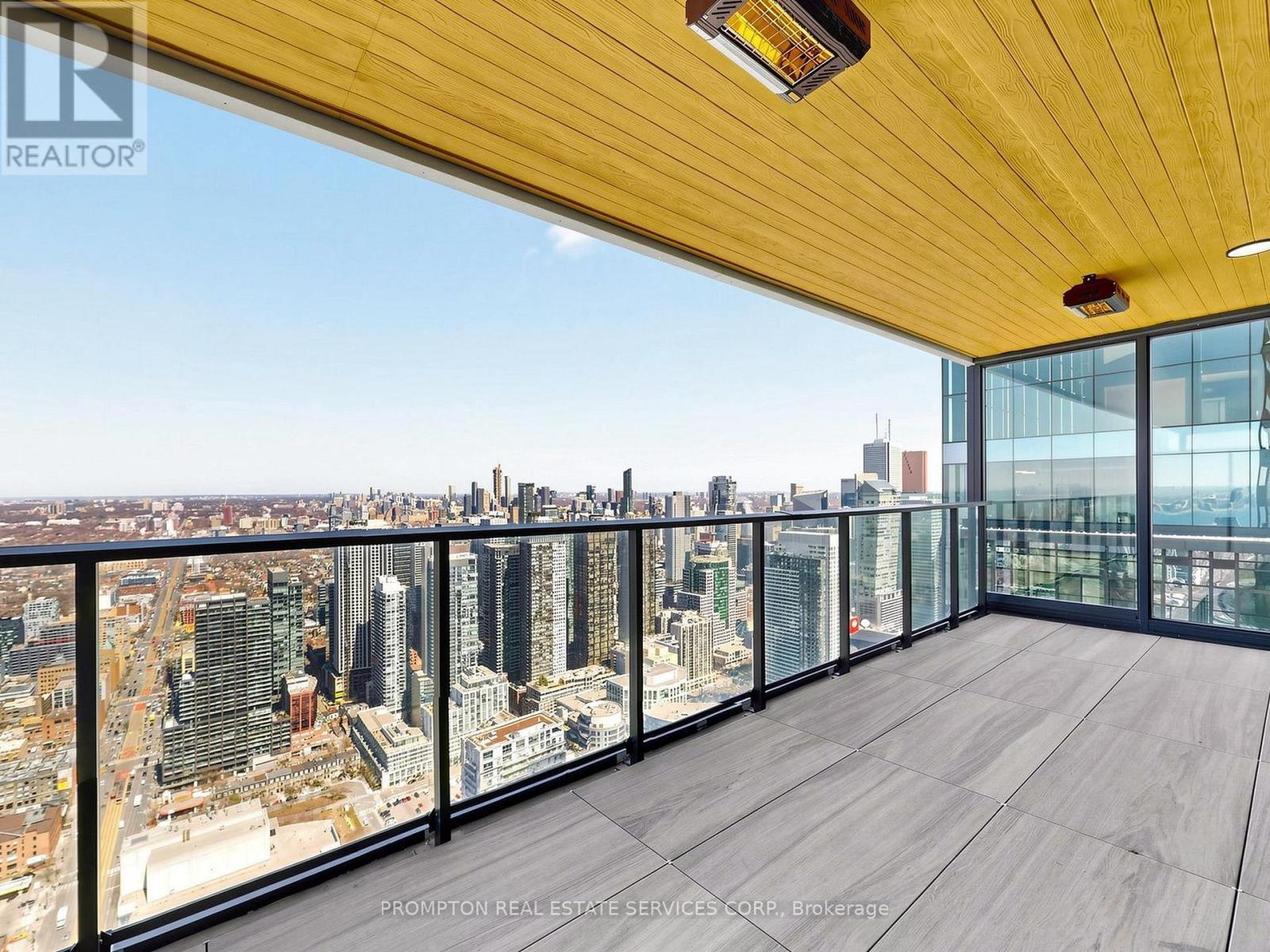 7203 - 3 Concord Cityplace Way, Toronto, Ontario  M5V 0X4 - Photo 42 - C12983766