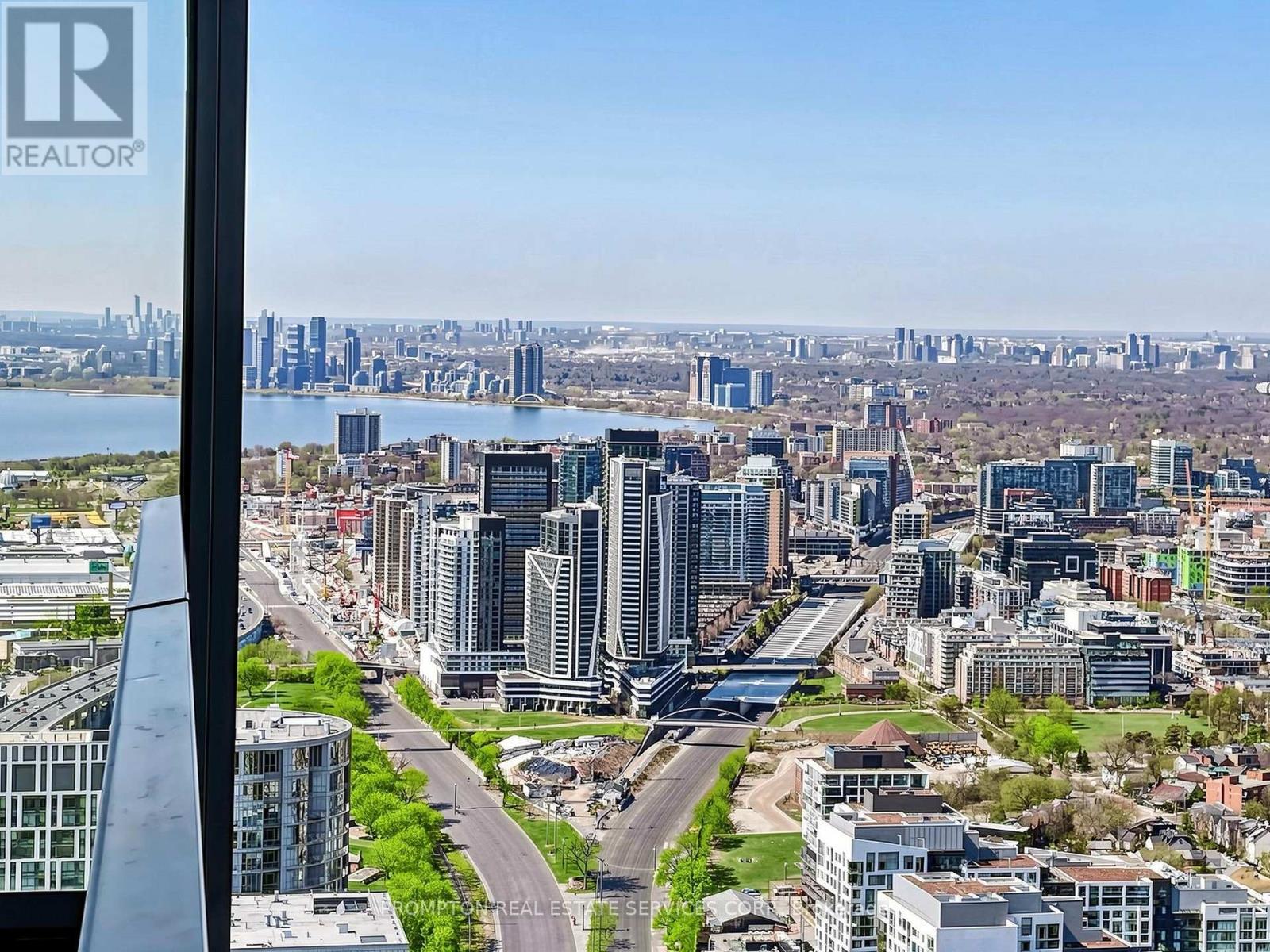 7203 - 3 Concord Cityplace Way, Toronto, Ontario  M5V 0X4 - Photo 44 - C12983766