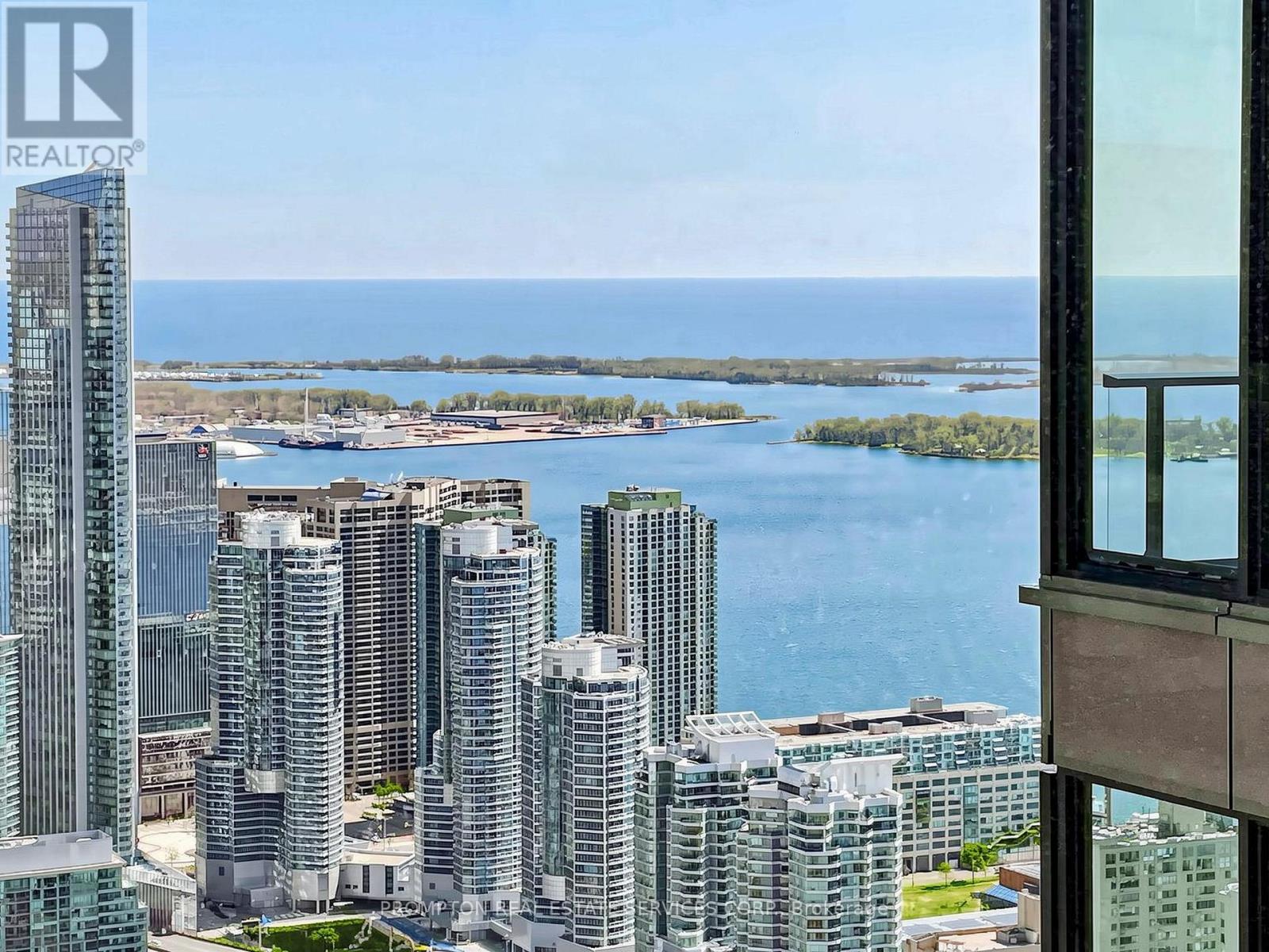 7203 - 3 Concord Cityplace Way, Toronto, Ontario  M5V 0X4 - Photo 45 - C12983766