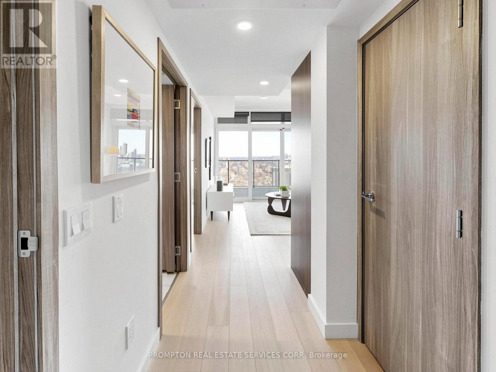 7203 - 3 Concord Cityplace Way, Toronto, Ontario  M5V 0X4 - Photo 8 - C12983766