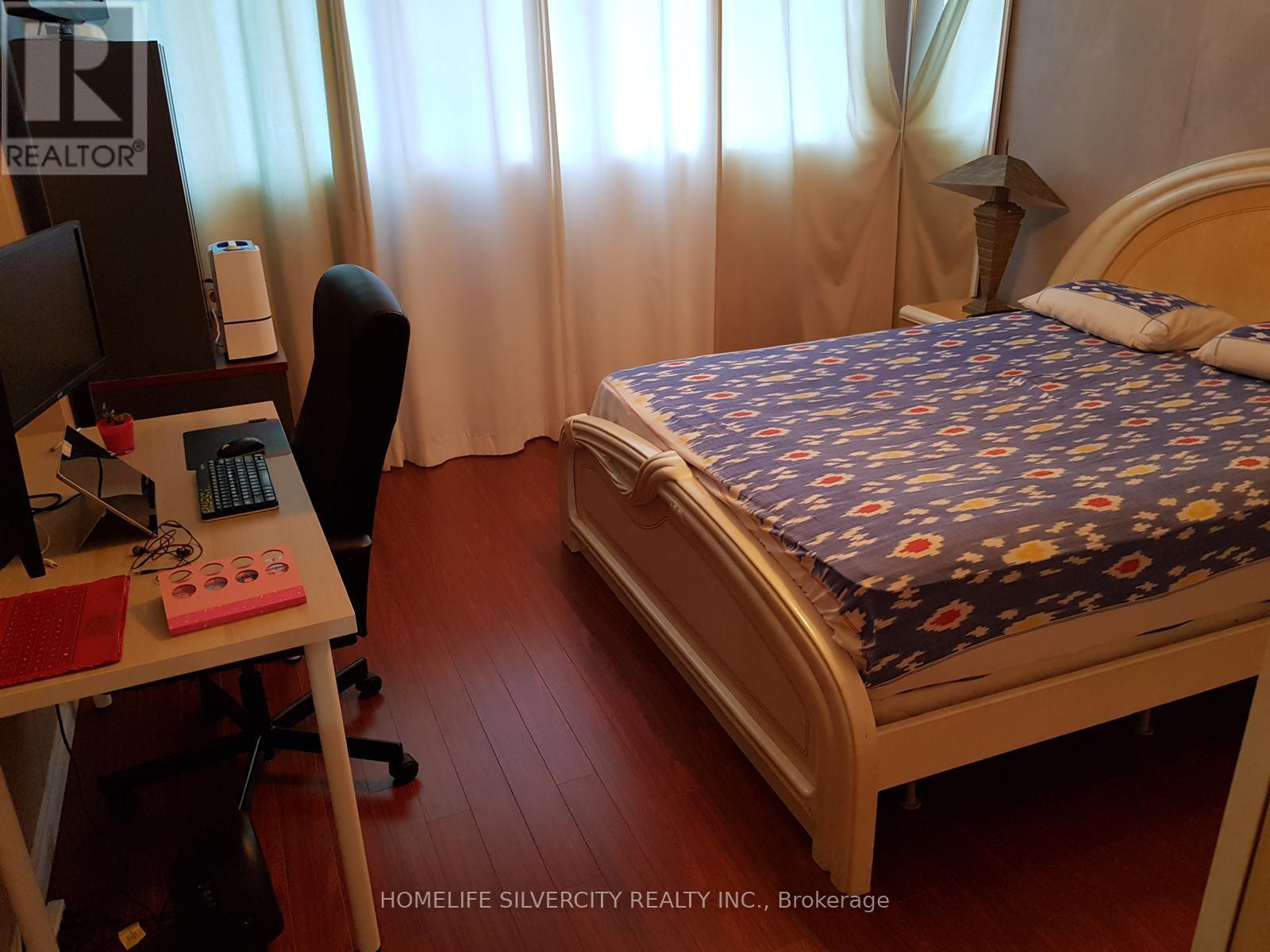 Sph 05 - 3695 Kaneff Crescent, Mississauga, Ontario  L5A 4B6 - Photo 8 - W12982808