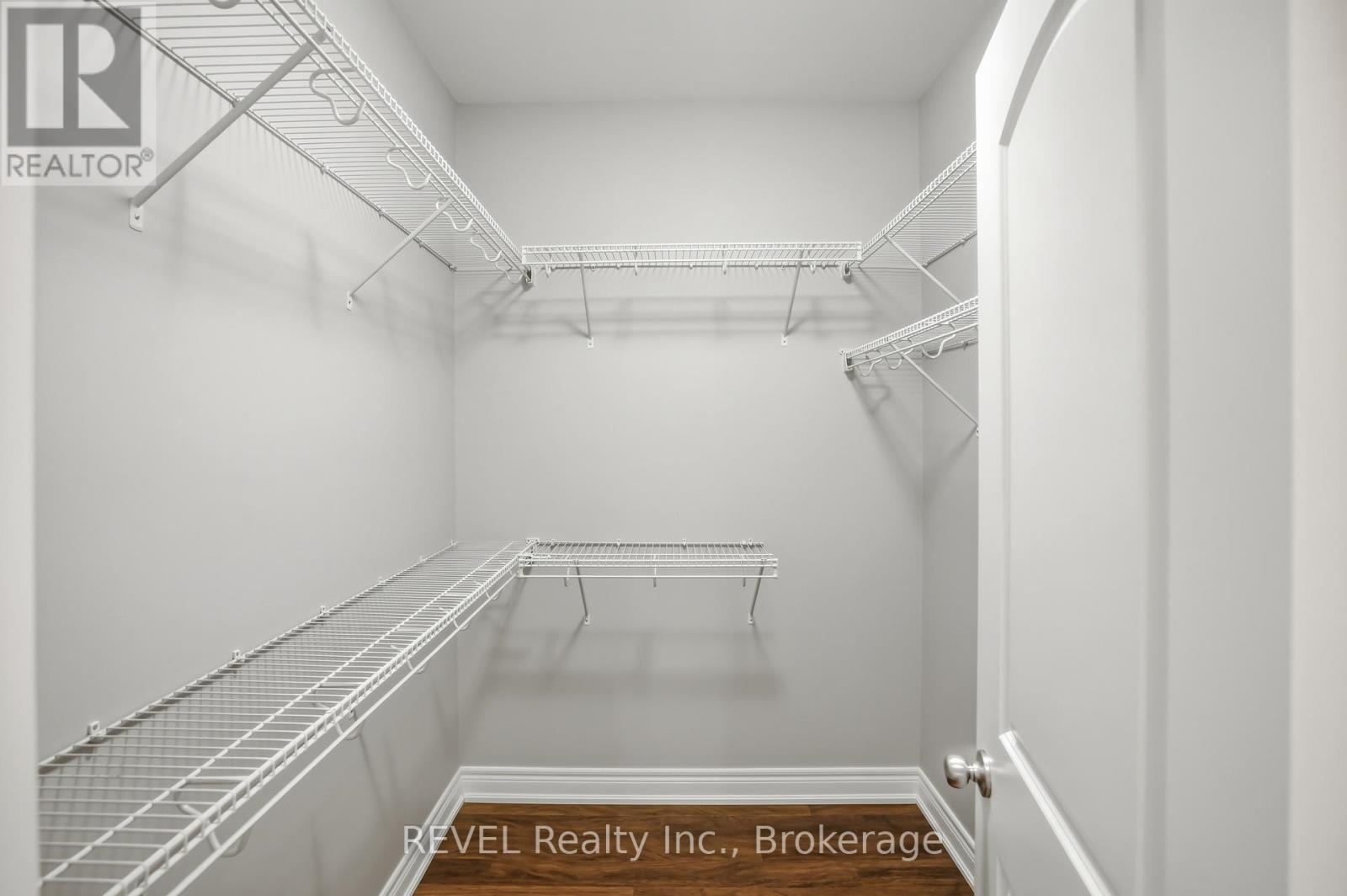 20 Crimson Drive, Niagara-On-The-Lake, Ontario L0S 1P0 - Photo 22 - X12971740