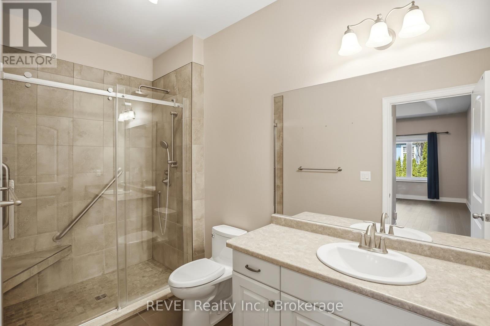 20 Crimson Drive, Niagara-On-The-Lake, Ontario L0S 1P0 - Photo 23 - X12971740