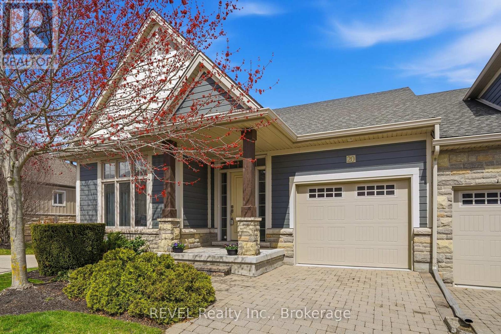 20 Crimson Drive, Niagara-On-The-Lake, Ontario L0S 1P0 - Photo 39 - X12971740