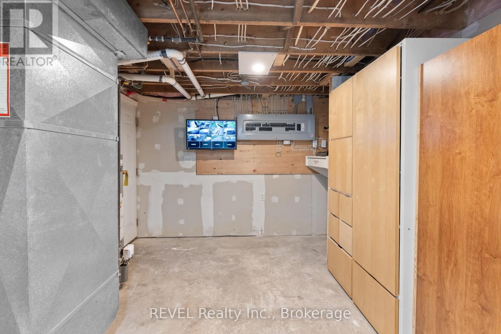 955 Ridge Road N, Fort Erie, Ontario  L0S 1N0 - Photo 31 - X12981136