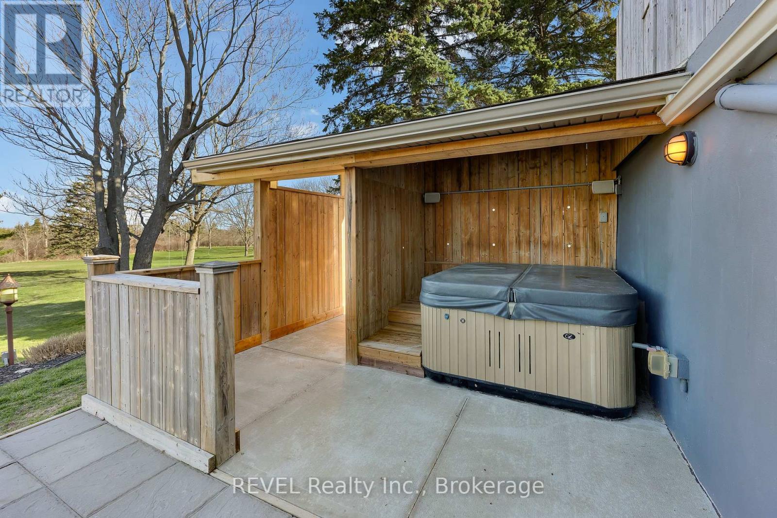 955 Ridge Road N, Fort Erie, Ontario  L0S 1N0 - Photo 33 - X12981136