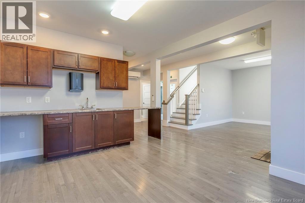 191-197 Université Avenue, Moncton, New Brunswick  E1C 5K4 - Photo 13 - NB135722