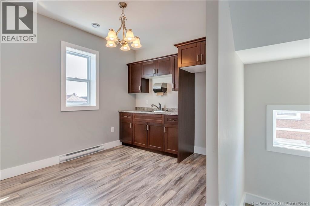 191-197 Université Avenue, Moncton, New Brunswick  E1C 5K4 - Photo 15 - NB135722