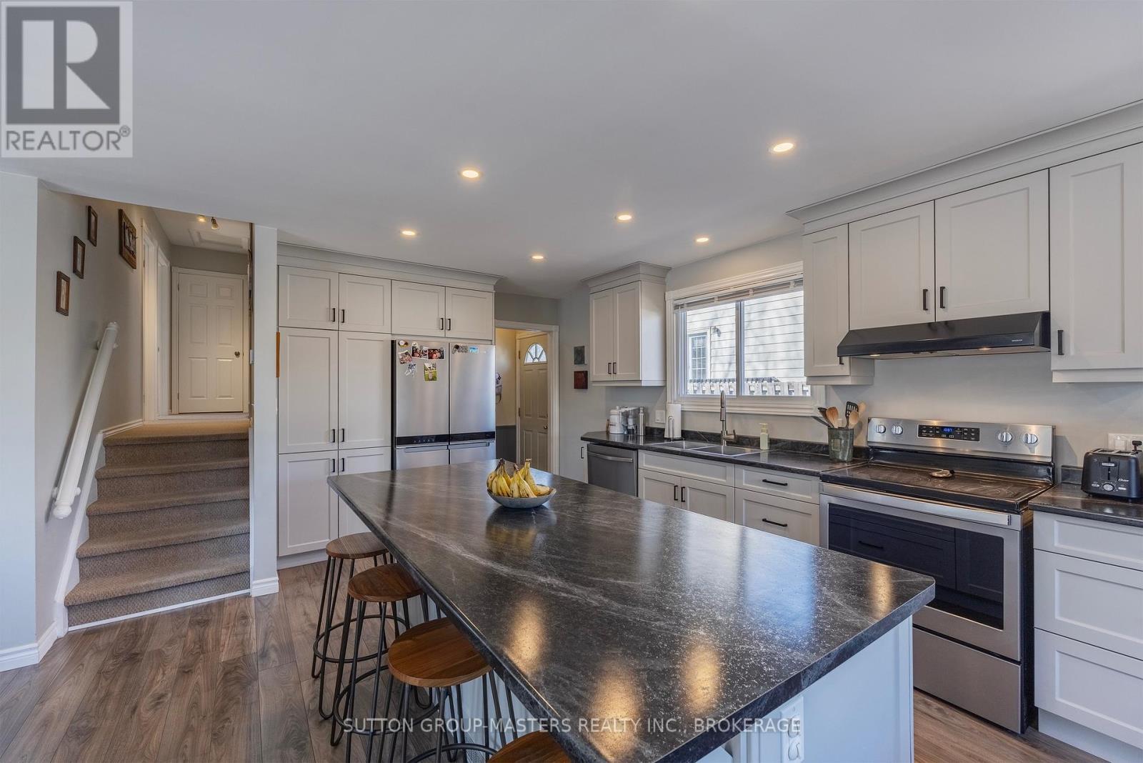 745 Louis Street, Kingston, Ontario  K7M 6M7 - Photo 28 - X12983740