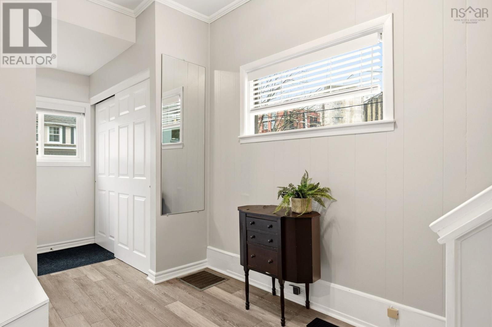 5510 Atlantic Street, Halifax, Nova Scotia  B3H 1G4 - Photo 2 - 202606252