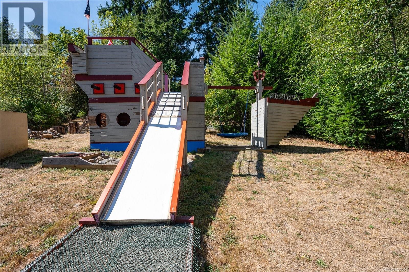 6593 Country Rd, Fanny Bay, British Columbia  V0W 1W0 - Photo 5 - 1030561