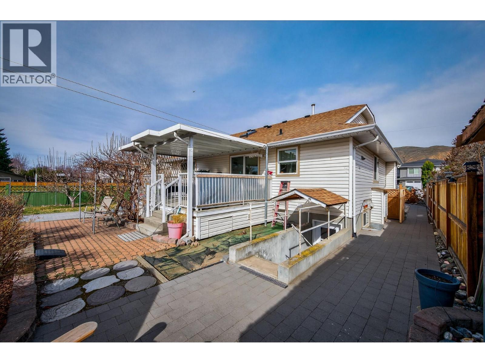 2359 Bossert Avenue, Kamloops, British Columbia  V2B 4V6 - Photo 43 - 10376103