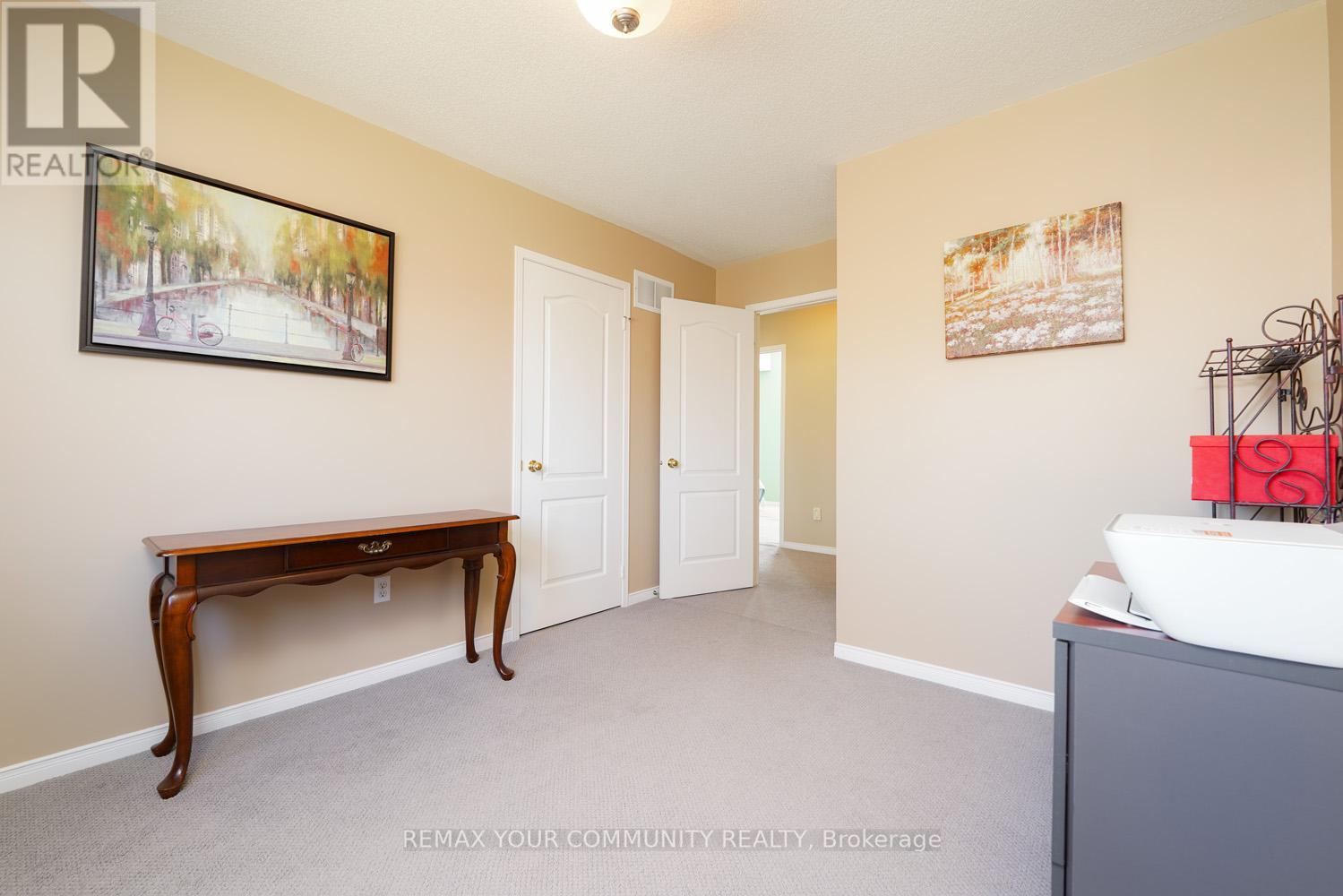 109 Collis Drive, Aurora, Ontario  L4G 7V2 - Photo 17 - N12983496