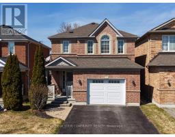 109 COLLIS DRIVE, Aurora, Ontario