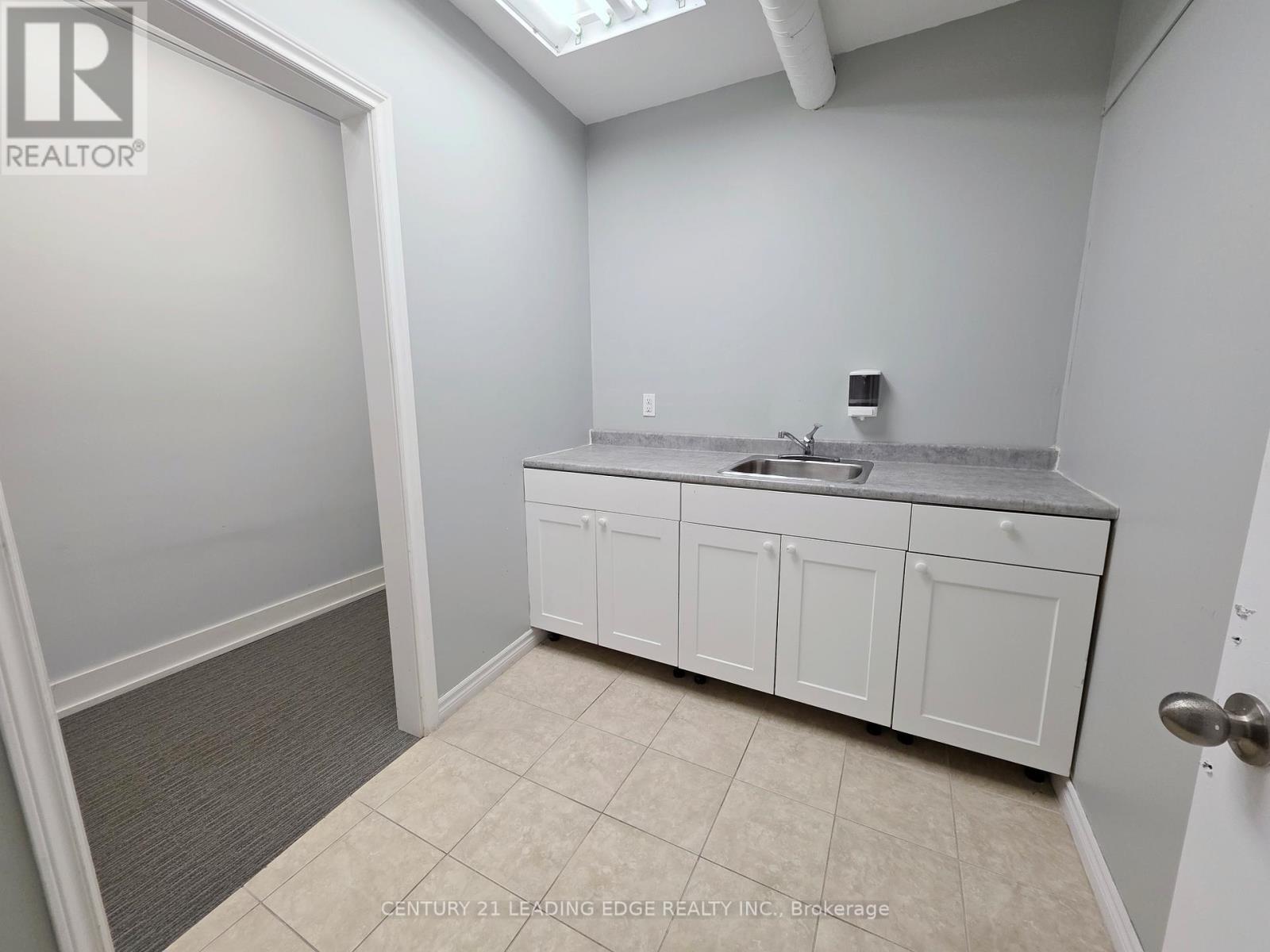 204 - 178 Main St. Unionville Street, Markham, Ontario  L3R 2G9 - Photo 14 - N12983500