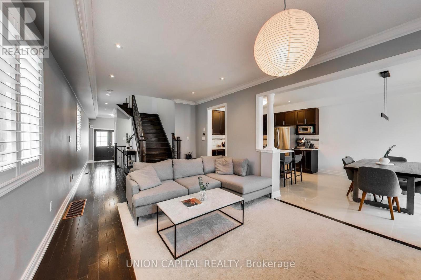 67 Win Timbers Crescent, Whitchurch-Stouffville, Ontario  L4A 0Y9 - Photo 10 - N12983502