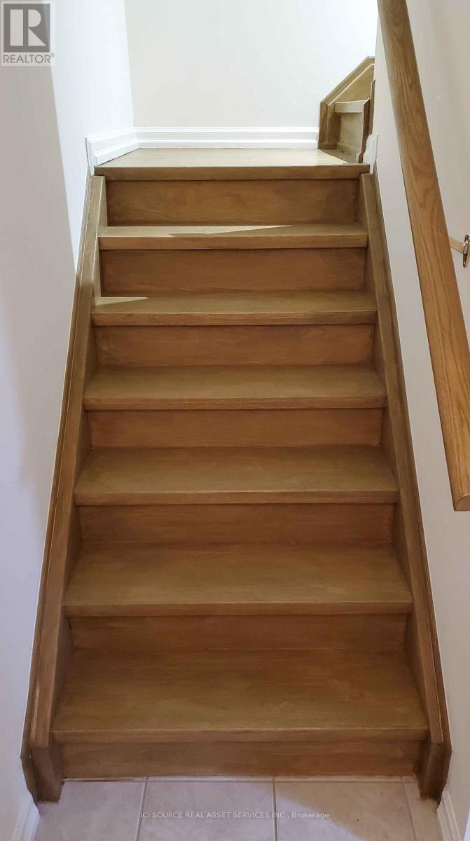 11 Levellands Crescent, Richmond Hill, Ontario  L4B 0A5 - Photo 9 - N12983682