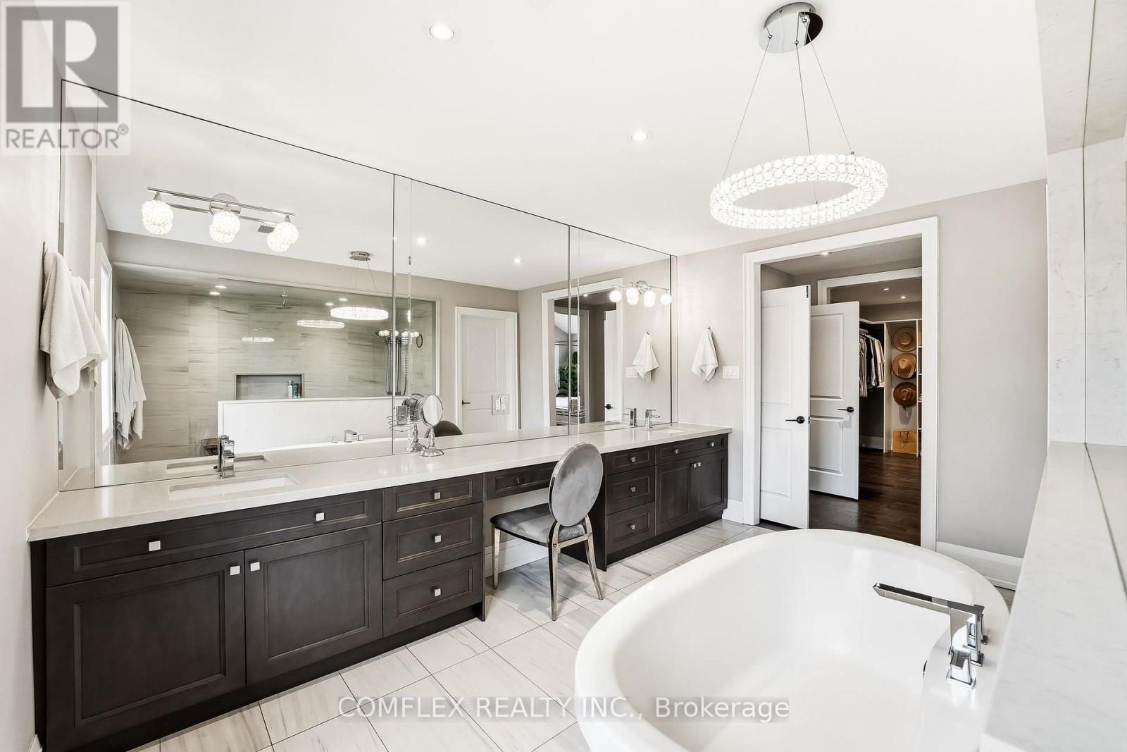 108 Avenue Road, Newmarket, Ontario  L3Y 1N3 - Photo 22 - N12983704