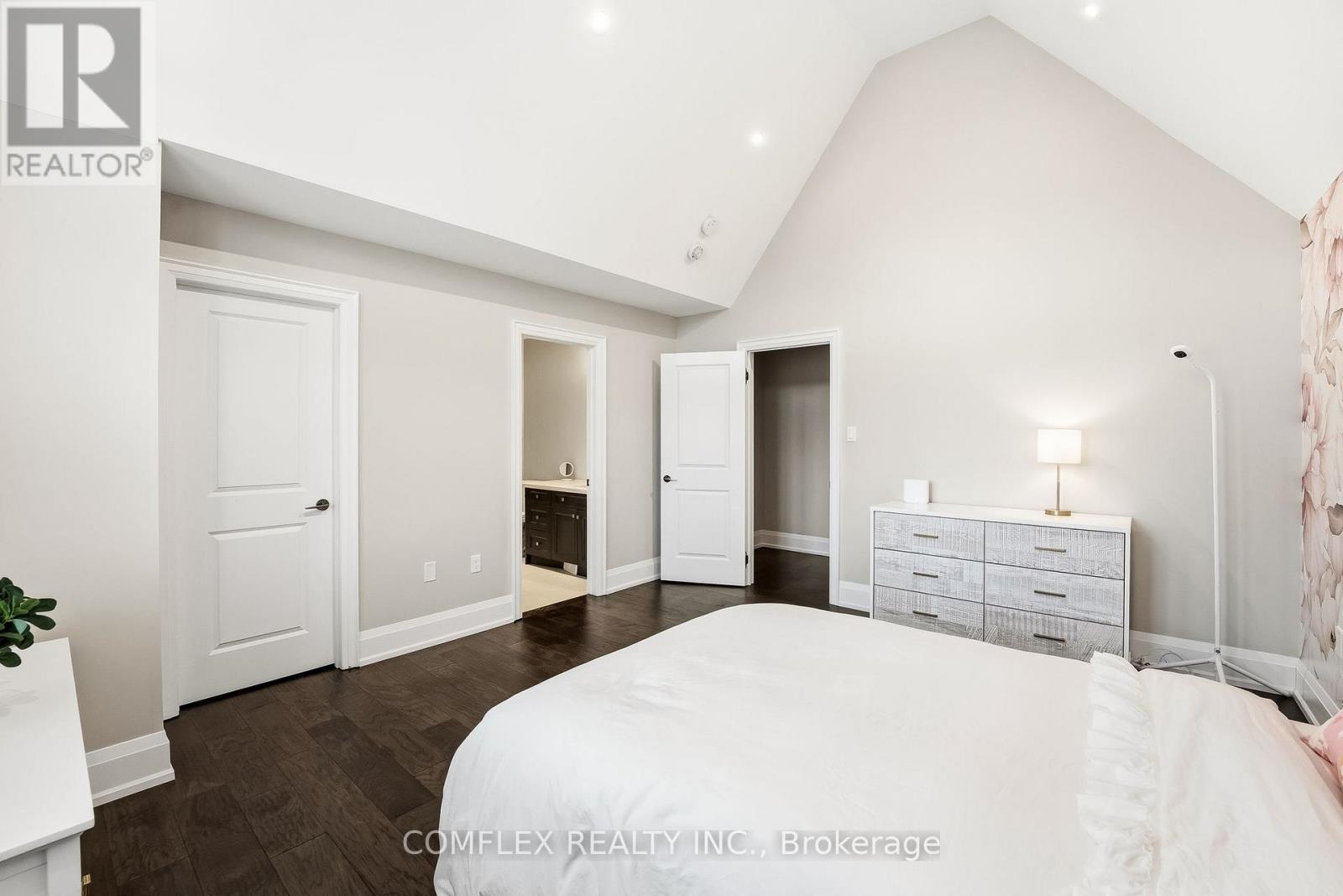 108 Avenue Road, Newmarket, Ontario  L3Y 1N3 - Photo 28 - N12983704